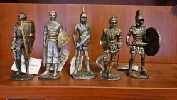 KURŞUN ASKER & ŞOVALYE  LOTU     ( 38 adet )