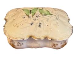 Fransız Limoges 19. YY. Üretimi El Boyama Porselen Bonboniyer 12 x 9 x 5 cm ölçülerinde