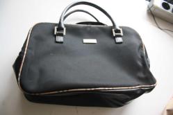 LOT.14 » VİNTAGE BURBERRY FRAGRANCES ORJİNAL EL ÇANTASI  (ANTİK KOLİ 25