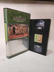 Hababam Sınıfı Tatilde - Münir Özkul VHS kaset