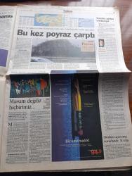 Yeni Bin Yıl Gazetesi - Turkish Newspaper - 24 Aralık 1999 - Dahi çocuk Murat Muratoğlu'nun büyük yalnızlığı fotoğraf - Fenerbahçe teknik direktörü Zeman'a göre futbolcuları inançsız - İstanbul'da fuhuş yaparken yakalanan Türk su kayağı milli takımı sporcusu Elena Ivanova federasyon beni kötü yola düşürdü dedi fotoğraf - Şişli Eski Belediye Başkanı Gülay Aslıtürk Londra'da serbest bırakıldı - Alaattin Çakıcı Fransız vatandaşı gibi - Yunan polisince yakalanan Hasan Heybetli Cennet Vatana döndü - sanal alemde müzik seti - Süleyman Demirel Orhan Gencebay'a şükran plaketi verdi fotoğraf - Avrupa Birliği mi elbette evet - Son 48 saat içinde binlerce Çeçen sivil başkent Grozni'yi terk etti - Louis Vuitton birçok ünlü gibi Alaaddin Çakıcı'nın da tercihi fotoğraf - Hamdi Alkan sahneye ihanet etmedim - bu akşam Beyoğlu'nda etkinlikler - 13. Savaşçı başrolde Antonio Banderas sinemalarda - dövüş kulübü sinemalarda - Ronaldo öldü yaşasın Rivaldo fotoğraf -  Fatih Terim'e 10 milyon dolar