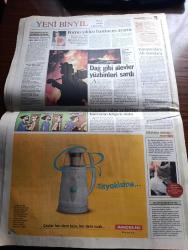 Yeni Bin Yıl Gazetesi - Turkish Newspaper - 24 Aralık 1999 - Dahi çocuk Murat Muratoğlu'nun büyük yalnızlığı fotoğraf - Fenerbahçe teknik direktörü Zeman'a göre futbolcuları inançsız - İstanbul'da fuhuş yaparken yakalanan Türk su kayağı milli takımı sporcusu Elena Ivanova federasyon beni kötü yola düşürdü dedi fotoğraf - Şişli Eski Belediye Başkanı Gülay Aslıtürk Londra'da serbest bırakıldı - Alaattin Çakıcı Fransız vatandaşı gibi - Yunan polisince yakalanan Hasan Heybetli Cennet Vatana döndü - sanal alemde müzik seti - Süleyman Demirel Orhan Gencebay'a şükran plaketi verdi fotoğraf - Avrupa Birliği mi elbette evet - Son 48 saat içinde binlerce Çeçen sivil başkent Grozni'yi terk etti - Louis Vuitton birçok ünlü gibi Alaaddin Çakıcı'nın da tercihi fotoğraf - Hamdi Alkan sahneye ihanet etmedim - bu akşam Beyoğlu'nda etkinlikler - 13. Savaşçı başrolde Antonio Banderas sinemalarda - dövüş kulübü sinemalarda - Ronaldo öldü yaşasın Rivaldo fotoğraf -  Fatih Terim'e 10 milyon dolar