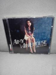 Cd Amy Winehouse back to black albümü. Orijinal. Dinlemeyi etkilemeyen çizikler var. Sorunsuz çalışıyor koleksiyonluk