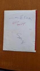 YEŞİLÇAM'IN YILDIZI HÜLYA KOÇYİĞİT'İN ORİJİNAL BÜYÜK BOY FOTOĞRAFI - 22,5 x 18 cm EBADINDA - HÜLYA KOÇYİĞİT, HASTA YATAĞINDA İSTİRAHAT ETTİĞİ SIRADA YANINA GELEN EŞİ SELİM SOYDAN'LA NEŞE İÇİNDE KONUŞURKEN ÇEKİLMİŞ BİR KARE