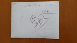 YEŞİLÇAM'IN YILDIZI HÜLYA KOÇYİĞİT'İN ORİJİNAL BÜYÜK BOY FOTOĞRAFI - 24 x 18 cm EBADINDA - HÜLYA KOÇYİĞİT, EŞİ SELİM SOYDAN'LA BİRLİKTE MOBİLYACIDA BEBEKLERİ İÇİN YATAK BAKARKEN ÇEKİLMİŞ MUTLU BİR KARE