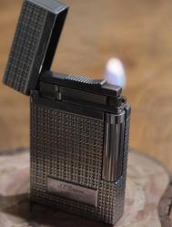 ST DUPONT DİAMOND HEAD PARİS GÜMÜŞ KAPLAMA ÇAKMAK.  ORJİNAL ÜRÜN KONDİSYON YÜKSEK KOLEKSİYONLUK NADİR