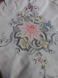 6 kişilik rahibe işi masa örtüsü.