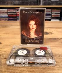 AŞKIN NUR YENGİ KARA ÇİÇEĞİM KASET
