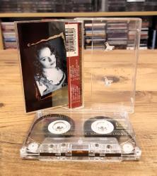 AŞKIN NUR YENGİ KARA ÇİÇEĞİM KASET