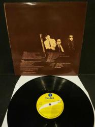 Mazhar Fuat Özkan ele güne karşı yapayalnız dönem plak