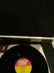 Nil Burak benim adım şarkıcı dönen baskı plak