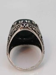 GÜMÜŞ YÜZÜK, YEŞİL AKİK TAŞLI, TELKARİ KALEM İŞÇİLİKLİ