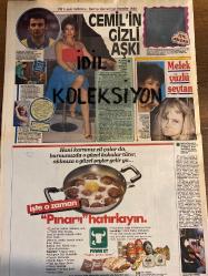 HAFTANIN SESİ GAZETESİ - DOĞUM GÜNÜ HEDİYESİ (TURKİSH - NEWSPAPER) - 24 OCAK 1986 - SAYI : 4 - TAM TAKIM 12 SAYFADIR -Serpil Çakmaklı-Tarık Akan-Şerif Gören-Alev Sayın-Çeçilya Daymaz-Niyazi Daymaz-Linda Blair-Sait Sevil-Fikret Hakan-Selma Güneri-Cemil Turan-Gülşüm Turan-Elif Pektaş-Ağah Özgüç-Oya Demir-Sönmez Yıkılmaz-Sevim Tuna-Halit Pekpak-Mümin Uslubaş-Sezen Aksu-Onno Tunç-Orhan CEHRE-Bülent Ersoy-Burhan Temeltaş-Murat Soydan-Fevzi Kızıltaşoğlu-Muazzez Abacı-Ergü Batarya-Selahattin Eroğlu-Zeynep-Asım Erken-Orhan Gencebay-Ali Gencebay-Melek Ayberk-Mine Mutlu-Ergün Öztaç-Bülent Bilgiç-Müjdat Gezen-Sündüs Ünsü-Metin Milli-Orson Welles-Nazım Hikmet-Perna Kutman-İbrahim Tatlıses-Burhan Bayer-Fatma Belgen-Nihal Yüksel-Kadir İnanır