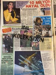 HAFTANIN SESİ GAZETESİ - DOĞUM GÜNÜ HEDİYESİ (TURKİSH - NEWSPAPER) - 24 OCAK 1986 - SAYI : 4 - TAM TAKIM 12 SAYFADIR -Serpil Çakmaklı-Tarık Akan-Şerif Gören-Alev Sayın-Çeçilya Daymaz-Niyazi Daymaz-Linda Blair-Sait Sevil-Fikret Hakan-Selma Güneri-Cemil Turan-Gülşüm Turan-Elif Pektaş-Ağah Özgüç-Oya Demir-Sönmez Yıkılmaz-Sevim Tuna-Halit Pekpak-Mümin Uslubaş-Sezen Aksu-Onno Tunç-Orhan CEHRE-Bülent Ersoy-Burhan Temeltaş-Murat Soydan-Fevzi Kızıltaşoğlu-Muazzez Abacı-Ergü Batarya-Selahattin Eroğlu-Zeynep-Asım Erken-Orhan Gencebay-Ali Gencebay-Melek Ayberk-Mine Mutlu-Ergün Öztaç-Bülent Bilgiç-Müjdat Gezen-Sündüs Ünsü-Metin Milli-Orson Welles-Nazım Hikmet-Perna Kutman-İbrahim Tatlıses-Burhan Bayer-Fatma Belgen-Nihal Yüksel-Kadir İnanır