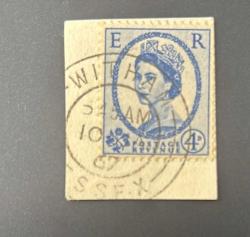 İngiltere Pulu - England Stamp - Mektup Zarfından Kesilmiş/Postadan Geçmiş Pul Filateli -Damgalı -  KRALİÇE II. ELIZABETH TEMALI PUL, 4 PARA - YABANCI PULLAR - NOSTALJİK DOĞUM GÜNÜ HEDİYESİ