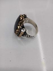 GÜMÜŞ YÜZÜK, FASET KESİM, ONİX TAŞLI YÜZÜK ÖLÇÜSÜ 20 23,68 GR ( +- 1GR)