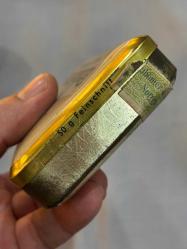 Krokodil-Orient teneke kutu