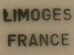 Fransız Limoges Porselen Sunumluk 18x18x4 cm ölçülerinde