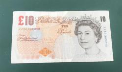 LOT.19 » İNGİLTERE - KRALİÇE - 10 POUNDS