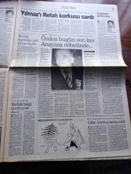 Yeni Yüzyıl Gazetesi - Turkish Newspaper - 31 Aralık 1997 - refah davası ve Ağar Bucak için karar günü - Bakırköy'de trene bomba faciadan döndü 6 yaralı - yılbaşı hediyesi almak isteyenler mağazalarda kuyruk oluşturdu fotoğraf - 97 yılının en çalışkanı Süleyman Demirel en hızlısı Kubilay Uygun - Ramazan ihtiyaçlarını karşılamak isteyen istanbullular Mısırçarşısı'na akın ettiler - İbrahim Tatlıses Atv'de ezan okuyacak - hayat bu yazan Ali Kırca - Atv'de süper yılbaşı programı tam sayfa reklam - Yasa yenilenirse Sakıp Sabancı'nın katili Mustafa Duyar'a af - Yekta Güngör Özden bugün son kez anayasa nöbetinde - İstanbul Valisi Kutlu Aktaş öğrenci olaylarında polis yanlı davrandı dedi - Ağır Roman filmi başrolde Müjde Ar Ve Okan Bayülgen sinemalarda - Amerika'da gelecek hafta yargılanacak olan Unabomber Kaczynski fotoğraf - heykeltraş İlhan Koman anılıyor - geçsin mevsimler yıllar yazan Mıgırdiç Magrosyan - Haşmet Zeybek'in yazdığı uygarlık çöplüğü 14 ocak'tan itibaren Muammer Karaca'da
