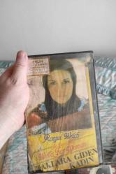 Uzaklara Giden Kadın Betamax Kaset