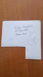 YEŞİLÇAM'IN YILDIZI HÜLYA KOÇYİĞİT'İN ORİJİNAL AJANS BASIN FOTOĞRAFI  - 18 x 18 cm EBADINDA - HÜLYA KOÇYİĞİT, EŞİ SELİM SOYDAN'LA BİRLİKTE YENİ DOĞAN BEBEKLERİ GÜLŞAH'I KUNDAĞINDA SEVİP KOCAKLARKEN ÇEKİLMİŞ 7 FARKLI KARE TEK FOTOĞRAFTA. HER BİR KARE 6 x 5 cm EBADINDADIR. 1969