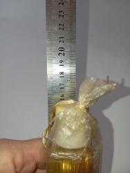 eski dönem Kurtdereli kolonya şişesi dolu. sise plastik