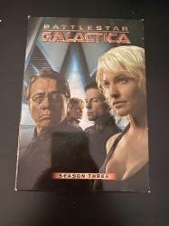 Battlestar Galactica Season 3 - DVD Set (Yurtdışı Basım - NTSC 1. Bölge) - Ferrum Hobi ve Vintage