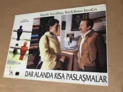 LOT.8 » Dar Alanda Kısa Paslaşmalar sinema lobi kartları