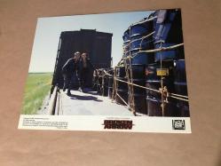 Broken Arrow sinema lobi kartları