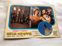 Devler Savaşıyor sinema lobi kartları