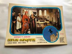 Devler Savaşıyor sinema lobi kartları