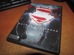 BATMAN   SUPERMAN   ADALETİN ŞAFAĞI    DVD