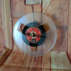 ESKİ ORJİNAL MAKARA BANTTAN DEKORATİF SAAT. VINTAGE.