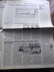 Radikal Gazetesi - Turkish Newspaper - 8 Aralık 2006 - Ankara beklenmedik biçimde bir liman ve bir havaalanını rumlara açmayı önerdi - Orhan Pamuk nobel konuşmasında benim için dünyanın merkezi istanbul'dur dedi - Orhan Pamuk Ben gururluyum anadilime gelen ödüldür bu - Coca Cola'nın ikinci adamı Muhtar Kent - hastanelerde acil devrimi - Arestis kahvaltı bitti - Orhan Pamuk kızı Rüya ile fotoğraf - TV programları ile tanıdığımız Berkun Oya Londra'da banka kredisi alarak Bir film çekti - çocuk köleliğine ilk keza 4 yıl 2 ay hapis - Deniz Baykal Türk Dışişleri tuzağa düştü - DHKP- C ile yakın ilişkide olduğu ileri sürülen Temel Haklar Federasyonuna baskın yapıldı İstanbul savaş alanına döndü fotoğraf - semaver kumpanyada Chamaco - Galatasaray Sportif'de yönetim değişsin diktatörlük bitsin - Galatasaray şampiyonlar Ligi'nde en çok gol yiyen dördüncü takım oldu - ve Fenerbahçe başkanı Aziz Yıldırım'ın heykeli yapıldı fotoğraf - sinema rehberi - günün filmlerinden - okullarda cep telefonu