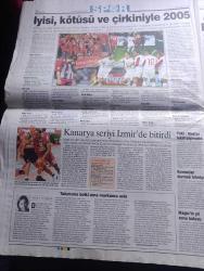 Radikal Gazetesi - Turkish Newspaper - 1 Ocak 2006 - AKP'ye uyarı gündem yaratmayın gerçek sorunların üzerine eğilin - Cumhurbaşkanı Ahmet Necdet Sezer'den yeni yıl mesajları - siyasete güvenilir mi yeni yılda kritik dönemeç - Diller ayrı dilek aynı mutlu yıllar -  Vakıf'ta AB'ye uyum - bir süredir beraber olan Doğa Rutkay ile Şahan Gökbakar çok iyi anlaşıyormuş fotoğraf - tarihi camiye hoparlör yasak - yılbaşı resmi kutlamada 70.  yıl - ABD'de Tufan Orta Asya'da devrim - Fidel Castro alemi altüst ediyoruz dedi - borsada teknik analiz - organize İşler filmi sinemalarda - iyisi kötüsü ve çirkini ile futbolda 2005 - basketbolda Fenerbahçe seriyi İzmir'de bitirdi - 2005'in spor olayları - Caza yön veren firma CamJazz - kuklacı oyunu oynayanlar Zafer Ergin Deniz Türkali Profilo Kültür Merkezi'nde - Ali Poyrazoğlu Ben eskiden küçüktüm de tiyatroda yaşadıklarını seyirciyle paylaşıyor - Brad Pitt çıplak fotoğraf - yıldönümü söylenmeleri yazan Murat Belge - migren ile yaşamak