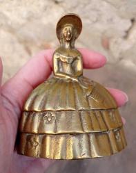 Pirinçten çanlı prenses biblosu