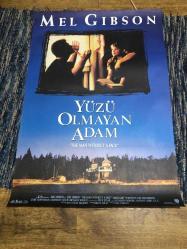Yüzü Olmayan Adam sinema filmi afişi