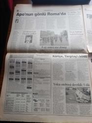 Radikal Gazetesi - Turkish Newspaper - 19 Aralık 1998 - genel ve yerel seçimlerin bir hukuk oyunuyla birbirinden ayrılması gündemde - Bülent Ecevit ile Deniz Baykal anlaşmama konusunda anlaştı fotoğraf - çöl tilkisi harekatı üçüncü günde Bağdat dışındaki hedeflere kaydı - Bill Clinton'ın kaderi bugün oylanıyor - yargıtayda Kürtçe çatlağı - DYP milletvekili Meral Akşener'in silahı geri tepti - Aydın Doğan'a rekor tazminat - Cem Yılmaz Her şey çok güzel olmayacak tam sayfa röportaj - Süleyman Demirel Adana'da yapılan camiye 1 trilyonluk maddi destek veren Sabancı ailesinden Sakıp Sabancı'ya teşekkür etti fotoğraf - Ramazan bu gece başlıyor - Alaattin Çakıcı'nın iki tetikçisi tutuklandı - Yeşil bilmecesini DNA testi çözecek - D'Alema'nın Öcalan gafları - New York'ta Irak'taki harekata karşı protesto - Galatasaray teknik direktörü Fatih Terim Filipescuyu sattırmam - Oğuz Çetin'in transferi arap saçı - Fenerbahçe soğuktan korkmuyor - Beşiktaş'ta Amokachi'ye ameliyat yok - Eşber Yağmurdereli