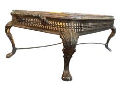 Avrupa, 1800’ler sonu gümüş kaplama servis ısıtıcısı Ajur bordürlü, cam hazneli; zarif ve koleksiyonluk bir parça. 48 cm 25 cm 26 cm