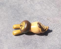 SERAMİK VE DENİZ KABUĞUNDAN EL YAPIMI ASLAN FİGÜRÜ BİBLO.  KONDİSYON YÜKSEK KOLEKSİYONLUK NADİR