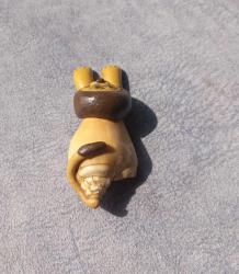 SERAMİK VE DENİZ KABUĞUNDAN EL YAPIMI ASLAN FİGÜRÜ BİBLO.  KONDİSYON YÜKSEK KOLEKSİYONLUK NADİR