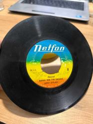 LOT.13 » Şeref Üzülmez - Bana Bir Pir Dediki ( Gazel ) / Kuşei Meyhane ( Gazel ) 45'lik Plak