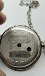 CEP SAATİ, KÖSTEKLİ OSMANLI ''TAİLLARDAT'' HATASIZ PORSELEN KADRAN  KALEM OYMA İŞÇİLİKLİ GÜMÜŞ KASA CEP SAATİ 63