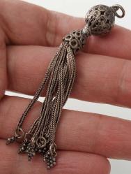 OSMANLI DÖNEMİ ANTİK MUHTEŞEM GÜMÜŞ SARAYSAL TESPİH PÜSKÜLÜ 1RRR1R1 PEK ÇIKMAZ