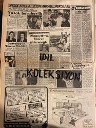 HAFTANIN SESİ GAZETESİ - DOĞUM GÜNÜ HEDİYESİ (TURKİSH - NEWSPAPER) - 9 OCAK 1987 - SAYI : 2 - TAM TAKIM 12 SAYFADIR -Hülya Avşar-Bahar Öztan-Hakan Balamir-Sibel Turnagöl-Mesut Yılmaz-Bedrettin Dalan-Nurettin Soydan-Nur Gül Kaya-Efe Özal-Oya Aydoğan-Lokman Kondakçı-Osman Kara-Arzu Tok-Remziye Demirtaş-Fahrettin Aslan-Seda Sayan-Sait Aslan-Güngör Bayrak-Berichi-Şerife-Zeynep Ekren-Erkan Özerman-Fatma Bayrak-Nurhayat Hanım-Halil Bayrak-Mahmut Erdilek-Kadir İnanır-Hülya Koçyiğit-Nevin Sezerli-Romalı Perihan-Yıldırım Mayruk-Mehmet Keçeciler-İhsan Doğramacı-Turgut Özal-Kenan Evren-Çetin Ener-Erşan Başbuğ-Adem Gürses-Zerrin Arbaş-Derya Arbaş-Nihat Polat-Belkıs Akkale-Mahmut Hekimoğlu-Mahmut Tezcan-Yavuz Yalhınkılıç-Nazlı Türkoğlu-Nalan Türkoğlu-Federico-Atıf Yılmaz-Müjde Ar-Türkan Şoray-Yusuf Sezgin-Selma Güneri-Lale Sezgin-Orhan Gencebay-İbrahim Tatlıses-Perihan Savaş-Derya Tuna-Niyazi Daymaz-Semra Hanım-Alp Önal-Yaşar Kemal-Cüneyt Arkın-Mine Mutlu-Bilal İnci-Süreyya Duru-Mahmut Tuncer-Enver