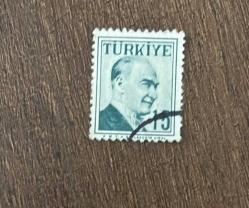 Türk Pulu - Turkish Stamp - Postadan Geçmiş Pul Filateli - DAMGALI - ATATÜRK TEMALI PUL, 15 PARA - Türkiye Cumhuriyeti - NOSTALJİK DOĞUM GÜNÜ HEDİYESİ
