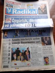 Radikal Gazetesi - Turkish Newspaper - 16 Ağustos 2009 - Kürt sorunu nasıl çözülür Yazı Dizisi - azınlık liderleri ile açılım yemeği başarmamız şart - Recep Tayyip Erdoğan yemeğin ardından zırhlı araçla adayı gezdi Aya yorgi yetimhanesi  ile Hamidiye camii'ne gitti - Zülfü Livaneli Son Ada'yla kazandığı Orhan Kemal ödülünü Yaşar Kemal'den almıştı fotoğraf - Galatasaray Ali Sami Yen stadı'nda Denizlispor'u 4-1 yendi - evimdeki silahları polis koydu diyen yarbay Mustafa Dönmez'i meslektaşları yalanladı - İlhan Selçuk kısmi felç geçirdi - Kürt açılımının gazı kesilmezse yazan Cengiz Çandar - Hacı Bektaş Veli'ye akın başladı fotoğraf - Devlet Bahçeli PKK AKP iktidarıyla siyasallaştırılıyor MHP ihanete katkı sağlamaz - Afgan seçimi öncesi Hedef NATO karargahı - El Fetih'te ilk yahudi Uri Davis - sinema rehberi - Trabzonspor'dan açılıma destek - Elvan Abeylegesse Berlin duvarını aşamadı Fotoğrafı - Bundesliga'da Hamit Altıntop ve Mesut Özil beraberliği - tenisçi Marsel İlhan finalde üzdü