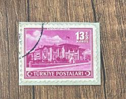 Türk Pulu - Turkish Stamp -  Mektup Zarfından Kesilmiş /Postadan Geçmiş Pul Filateli - DAMGALI - BÜYÜK MİLLET MECLİSİ TEMALI PUL, 13 1/2 KURUŞ - Türkiye Cumhuriyeti - NOSTALJİK DOĞUM GÜNÜ HEDİYESİ