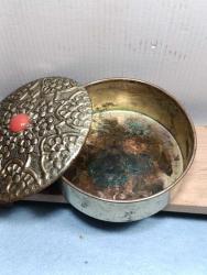 P54----ALMAN GÜMÜŞÜ KAPLAMA BAKIR KUTU